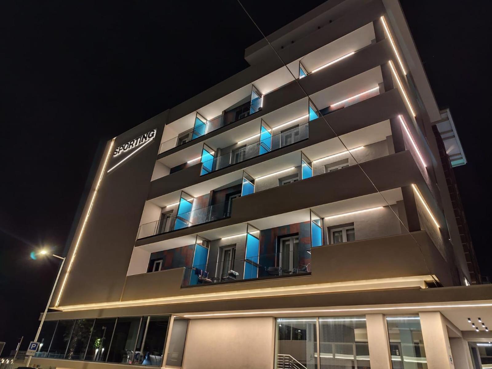 Hotel Sporting Риччоне Экстерьер фото